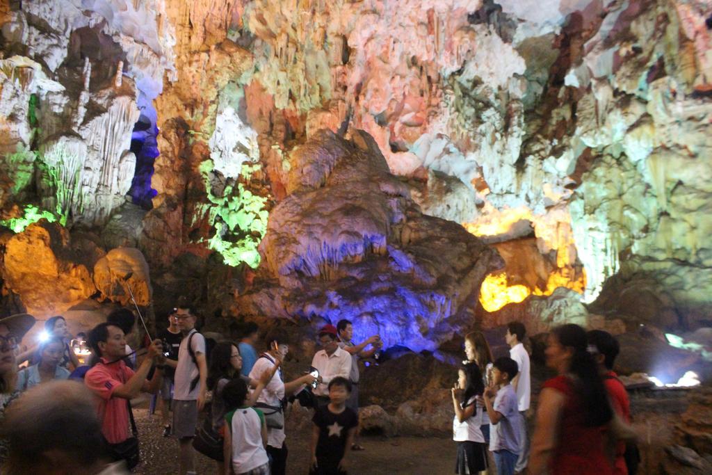 Thuy Duong Ha Long Hotel Екстер'єр фото