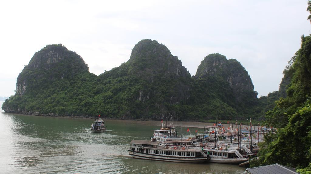 Thuy Duong Ha Long Hotel Екстер'єр фото