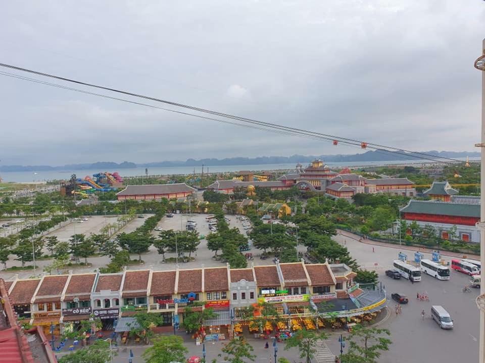 Thuy Duong Ha Long Hotel Екстер'єр фото