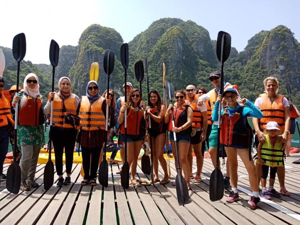 Thuy Duong Ha Long Hotel Екстер'єр фото
